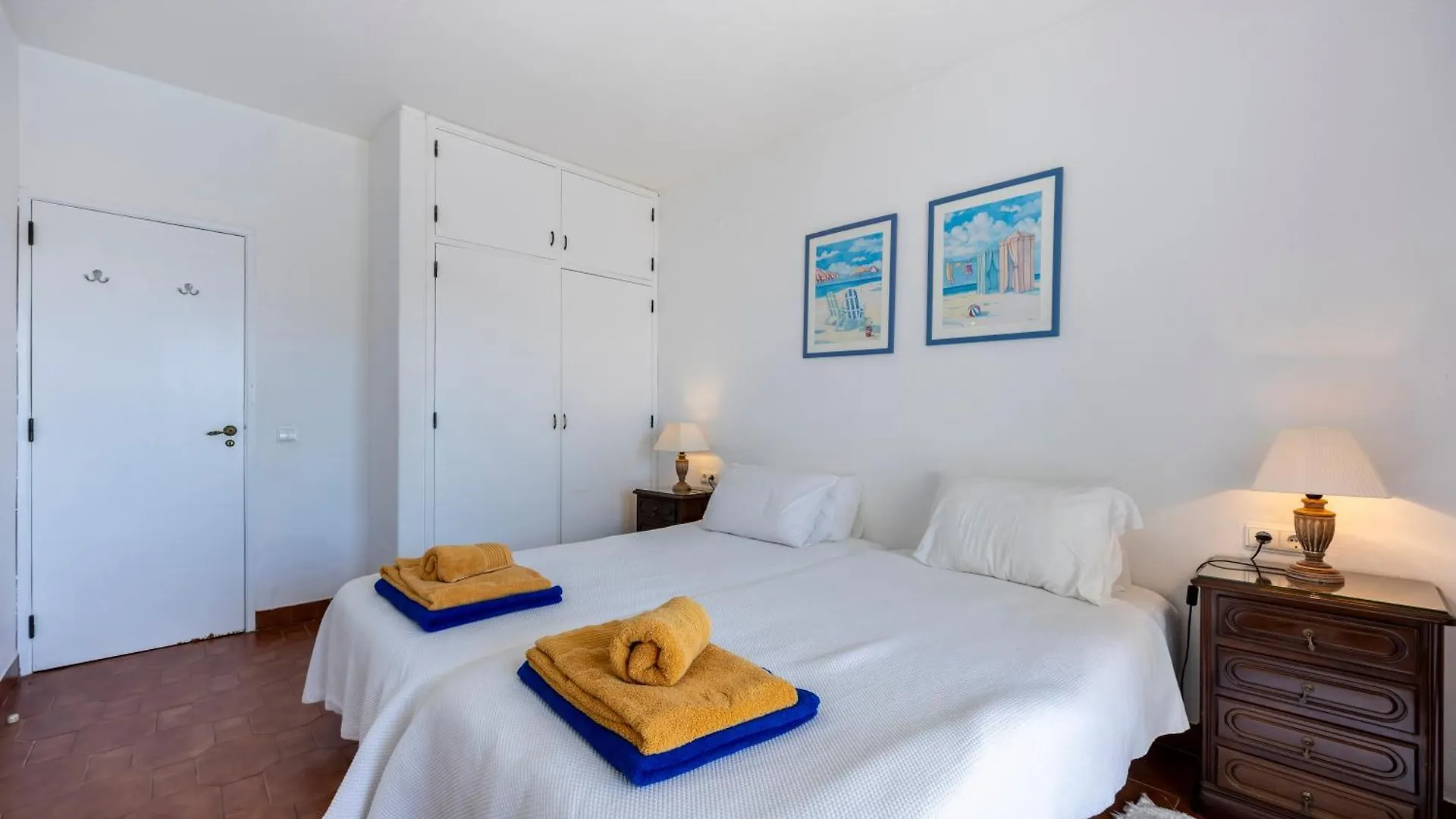 Coolhousesalgarve Luz, 3 Bed Linked House, Pool, Superb Panoramic Sea View, Casa Das Buganvilias Portugal